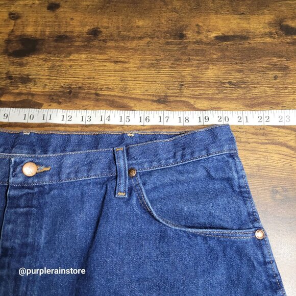 Vtg Wrangler Jeans 42x32 Measures 40x31 Cowboy Cut Relaxed Western 90's Y2K - Picture 6 of 11